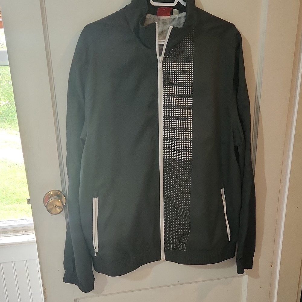 Puma Black Windbreaker Jacket Athletic Modern Design